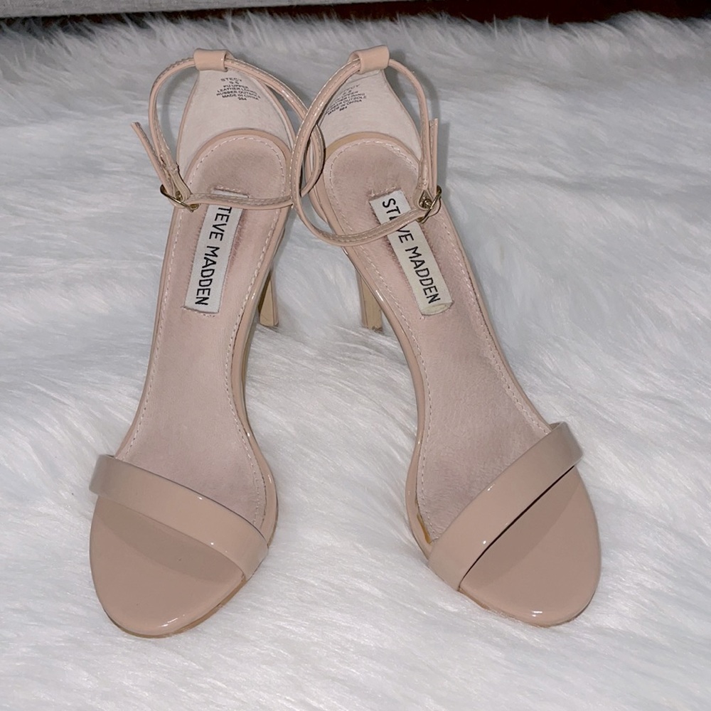 Steve Madden Nude Heels